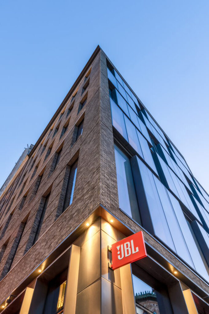 4ce5c9f5-95f1-4126-a9f7-816c723d6a19