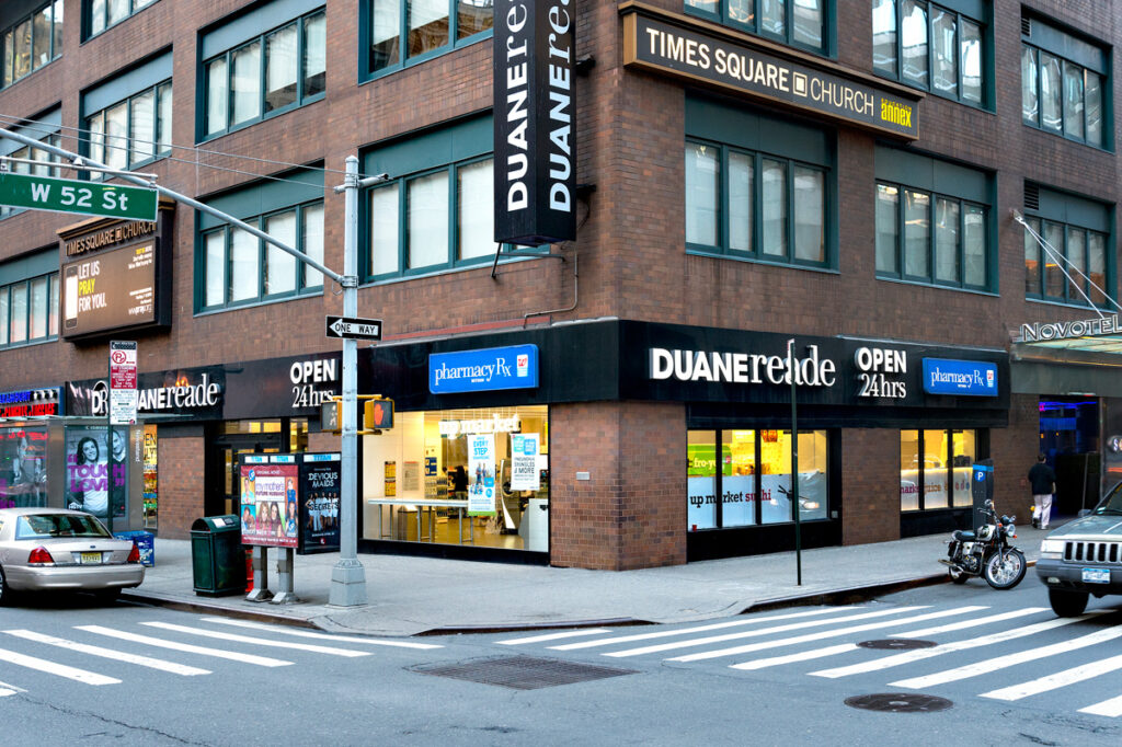 1657Broadway_exteriors-3